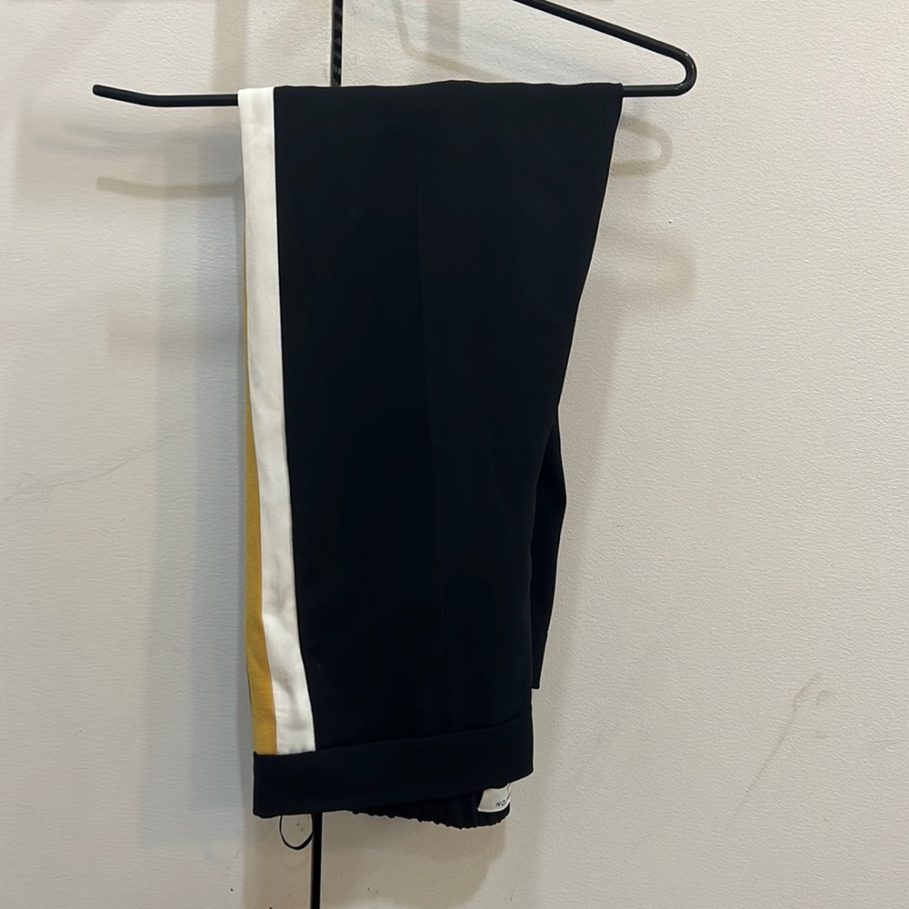 Aritzia Conan Cropped Pant (Size 4)
